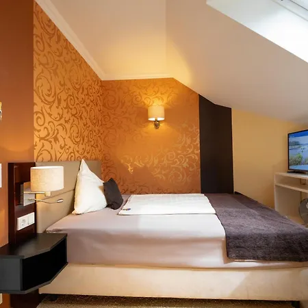 Hotel Sonnenhof Perl Exterior photo